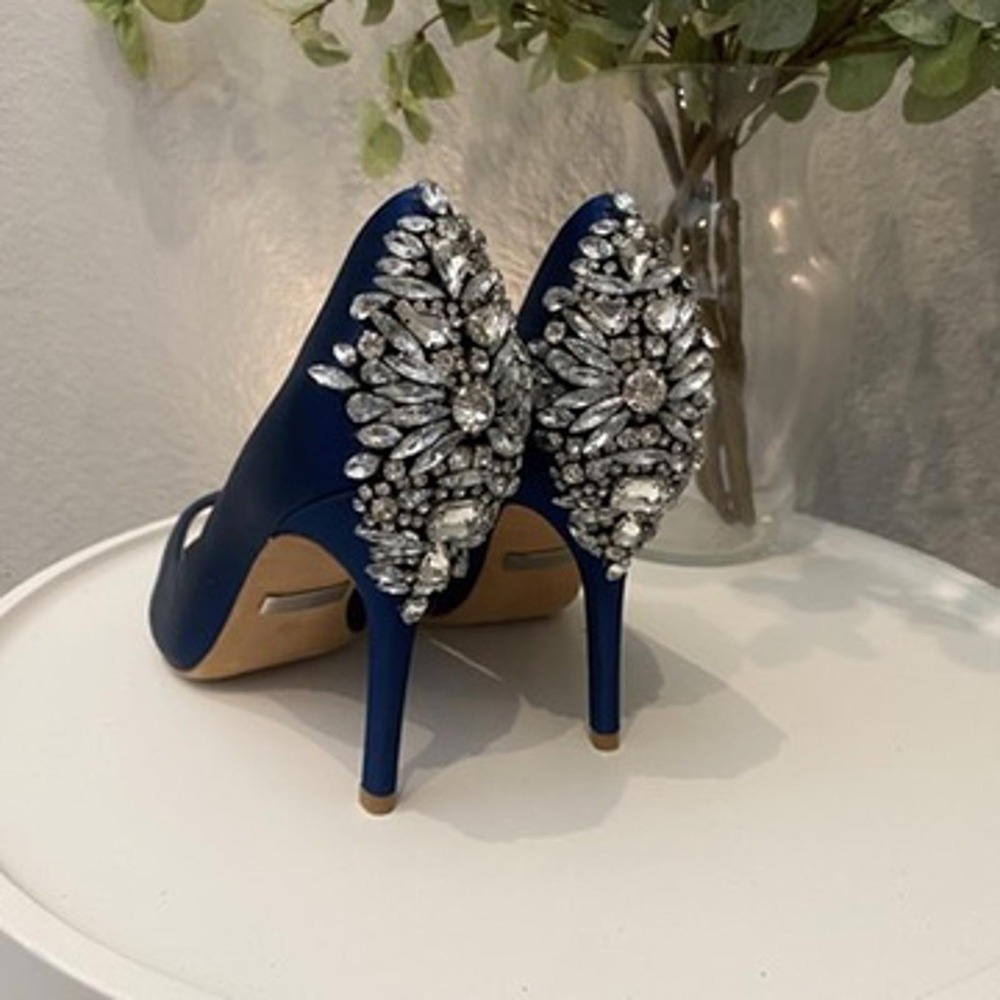 Badgley Mischka Nilla Midnight Blue Crystal Heel 6.5 Excellent - Picture 4 of 9